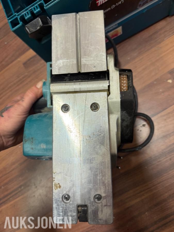 2015 Makita KP0800 elektrisk høvel 620W – med original koffert