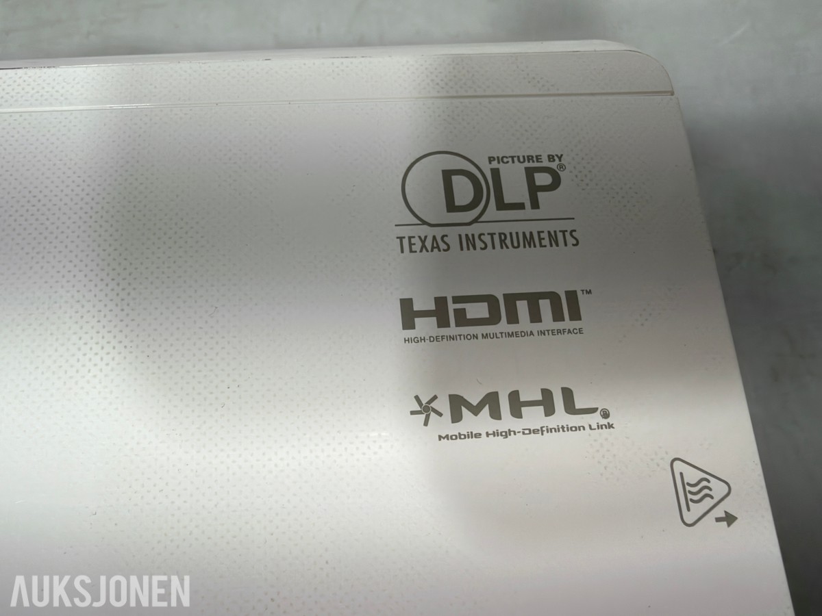 2 stk BenQ projektorer, MH680 og TH680