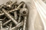 2 stk. metallskap med verktøy, festemateriell og tilbehør 