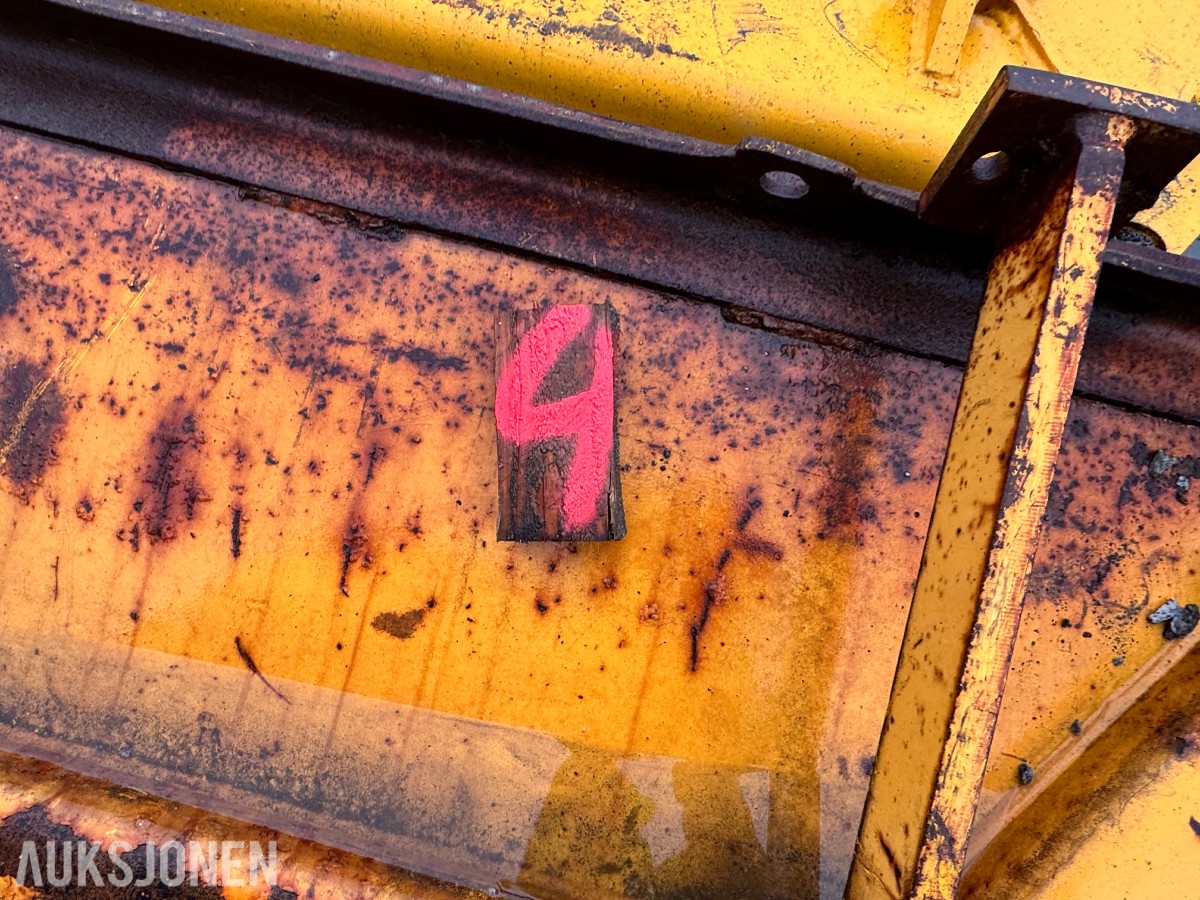 Volvo 2 stk frontgavler - Passer på Volvo dumper A40/A45