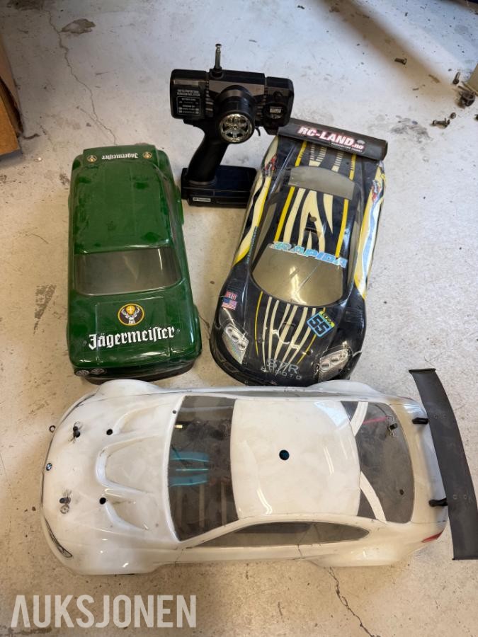 Radiostyrt RC-bil med børsteløs motor – 3 karosserier 