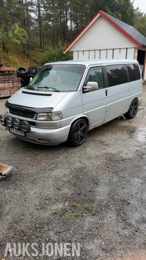 2003 Volkswagen Caravelle 2.5 102HK 8 SETER EU OK 05.2028 