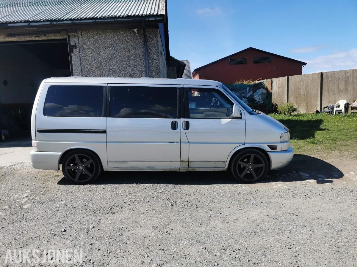 2003 Volkswagen Caravelle 2.5 102HK 8 SETER EU OK 05.2028 