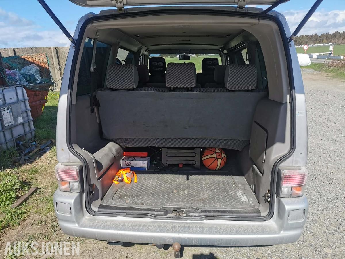 2003 Volkswagen Caravelle 2.5 102HK 8 SETER EU OK 05.2028 