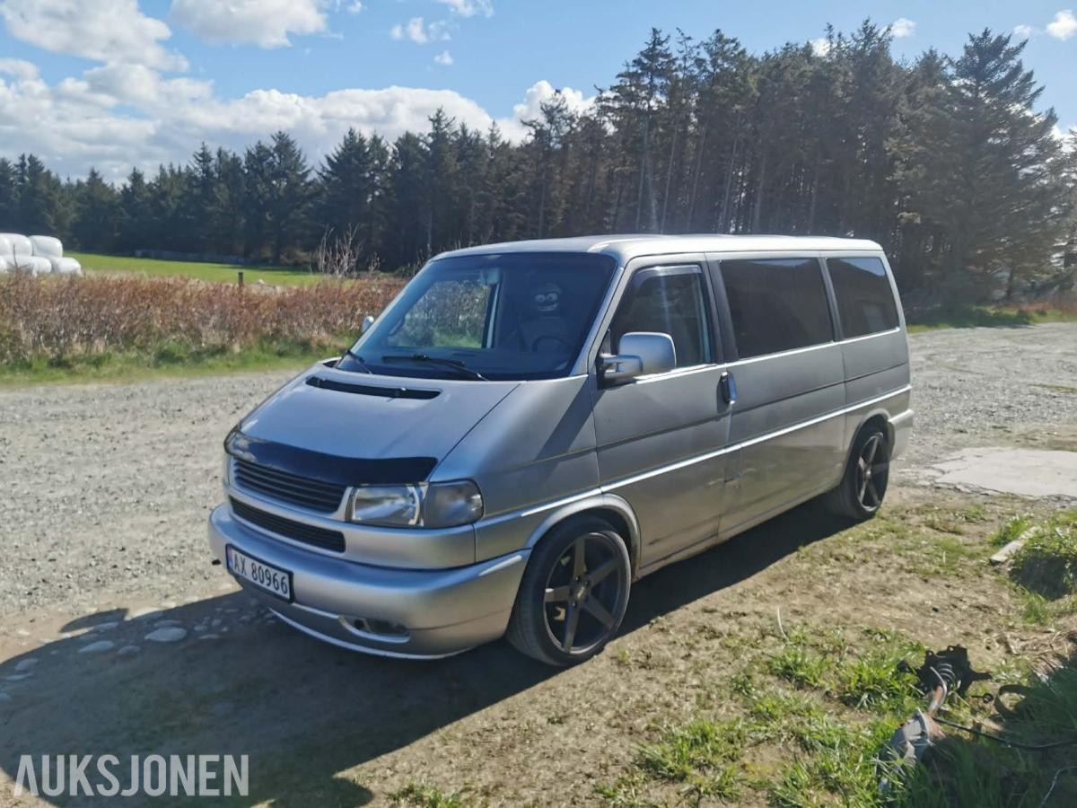 2003 Volkswagen Caravelle 2.5 102HK 8 SETER EU OK 05.2028 