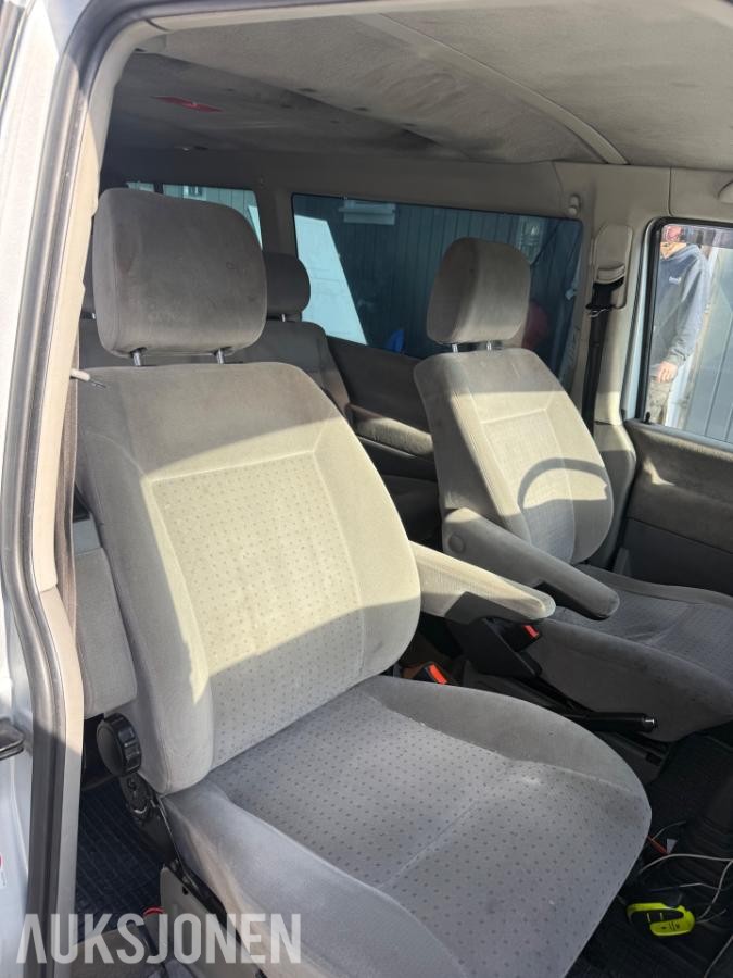 2003 Volkswagen Caravelle 2.5 102HK 8 SETER EU OK 05.2028 