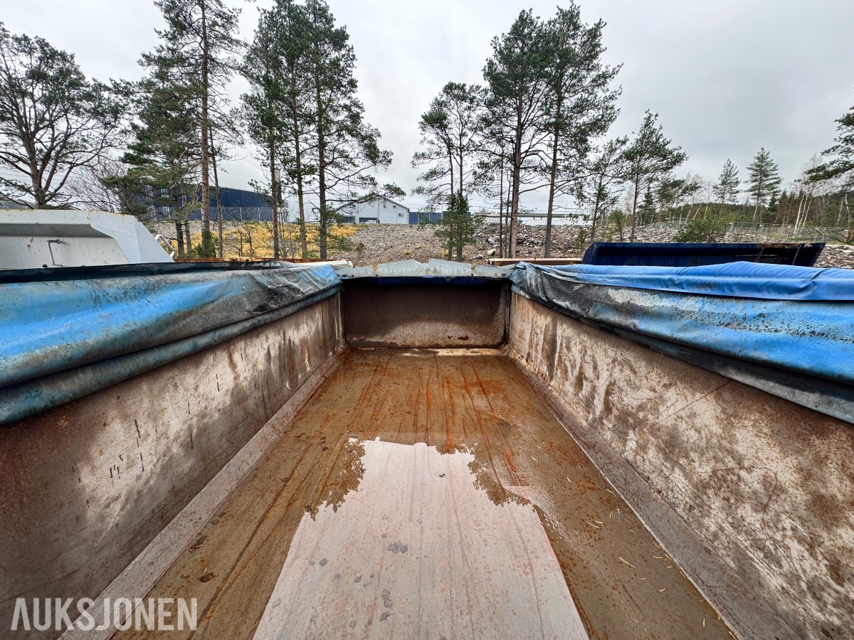 2003 Maur Bilpåbygg Trippelkjerre med kapell