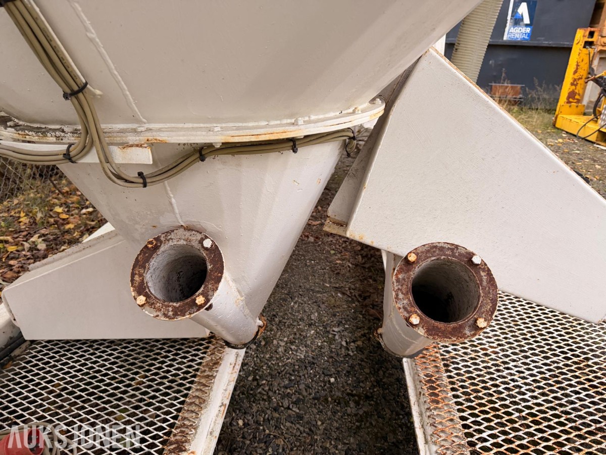 Silo-/doseringsanlegg med skruetransportører