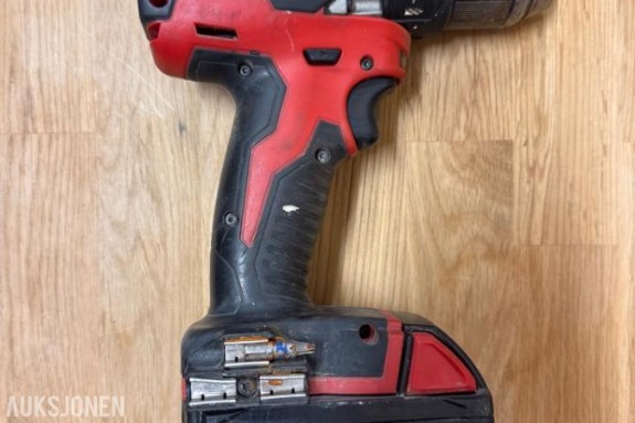milwaukee Milwaukee M18 børsteløs bor- og skrumaskin med 5,0 Ah batteri