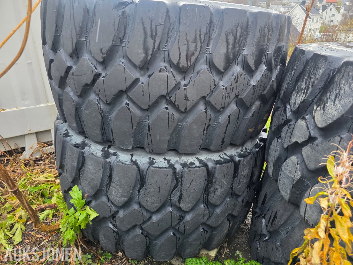 4 x Hjullaster hjul - 650/65-25