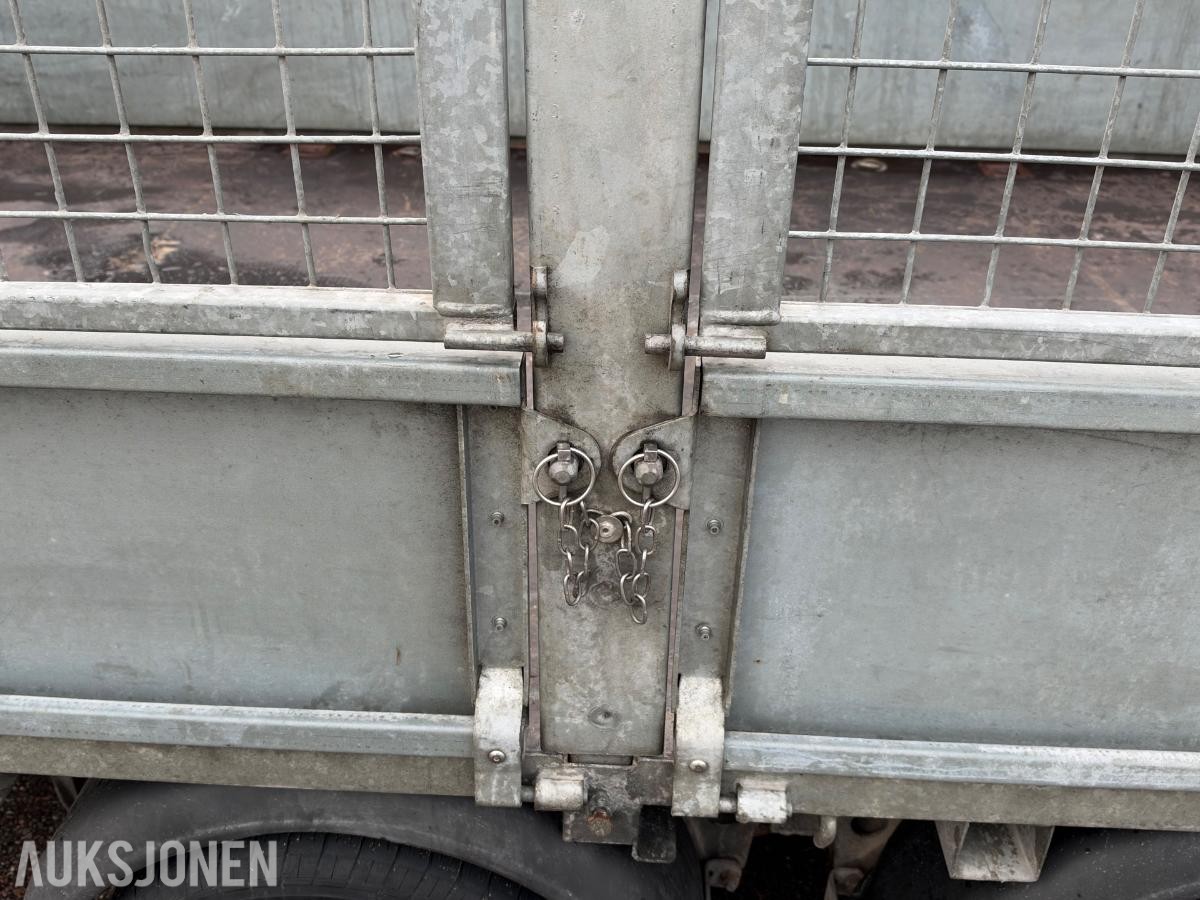 IFOR WILLIAMS LM146G | M/GITTER | 100KM/T | 2,6 TONN NYTTELAST