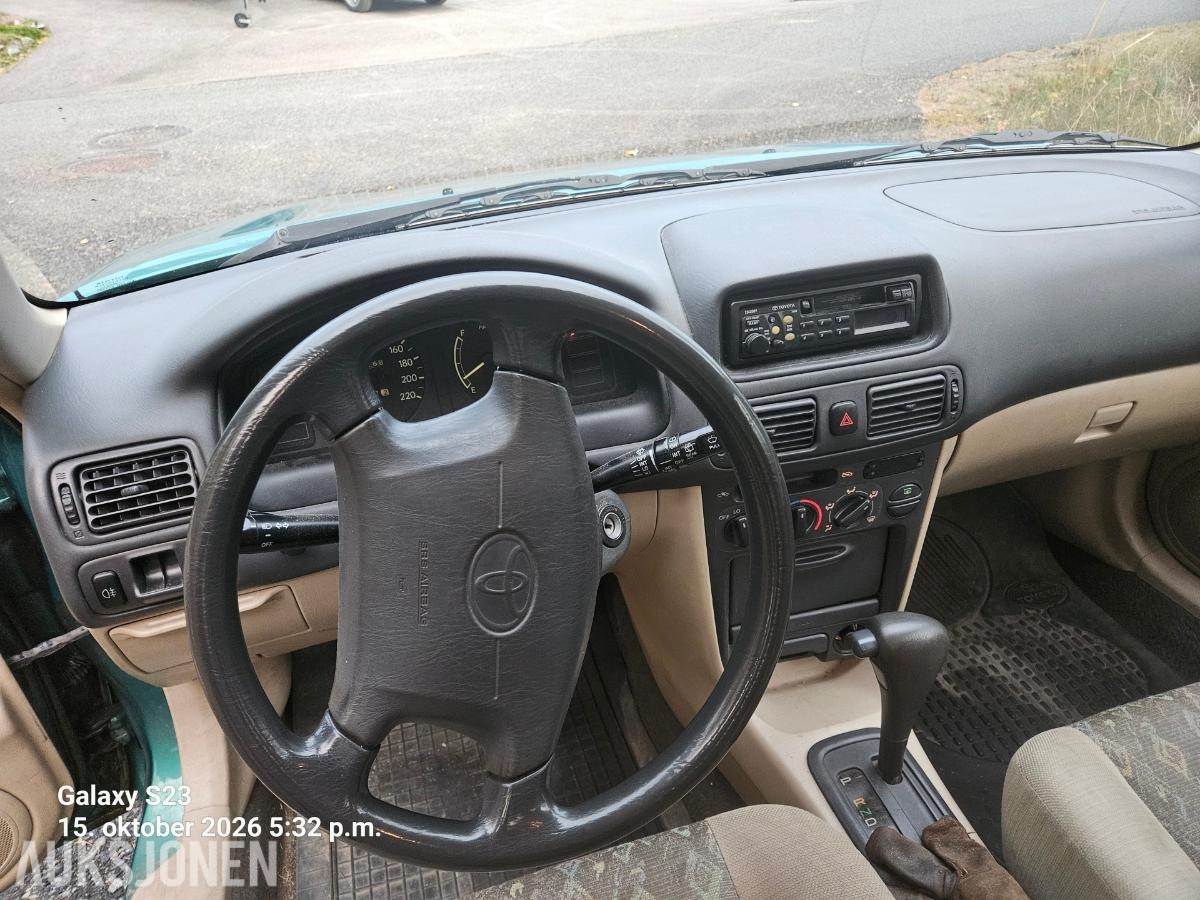 1998 Toyota Corolla,1.3 86hk automat hengerfeste