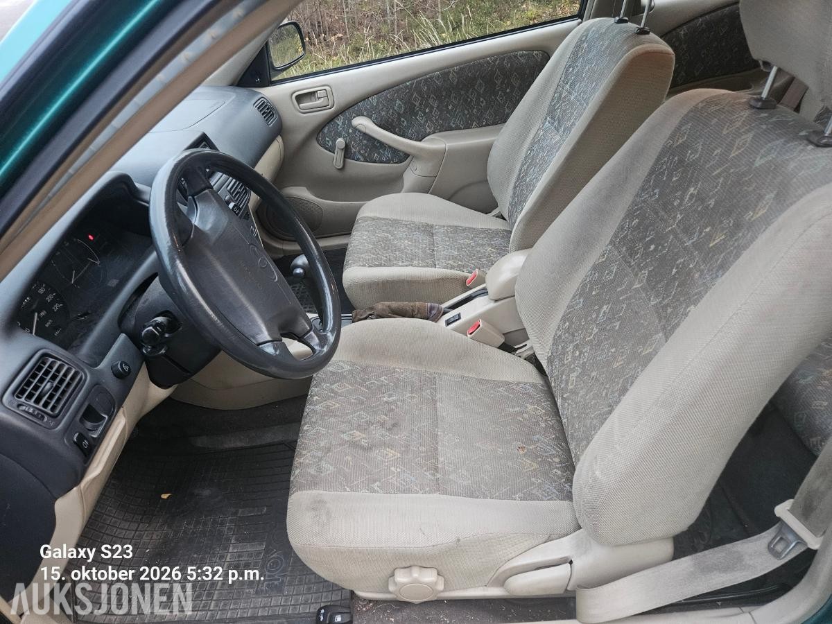 1998 Toyota Corolla,1.3 86hk automat hengerfeste