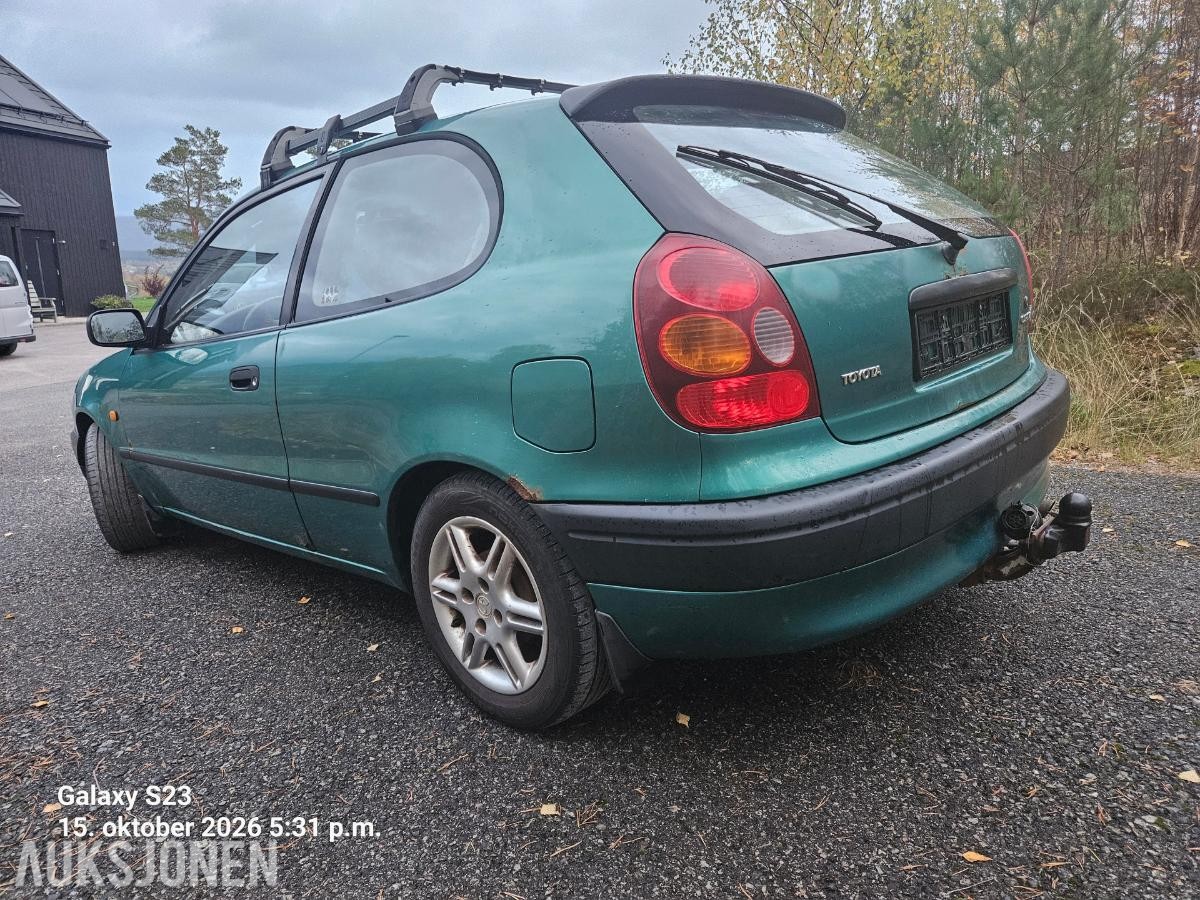 1998 Toyota Corolla,1.3 86hk automat hengerfeste