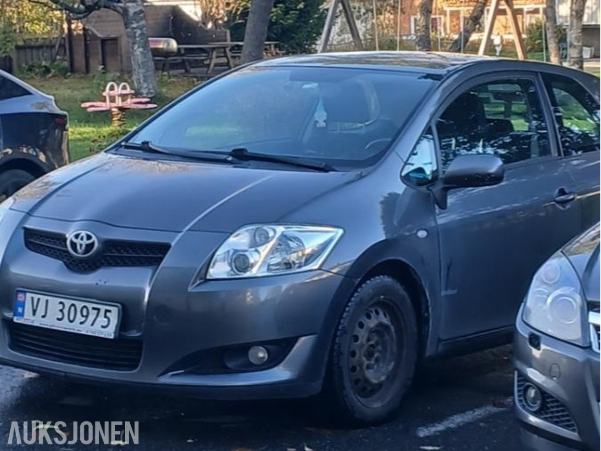 2008 Toyota Auris 1.4 Bensin 97HK manuell