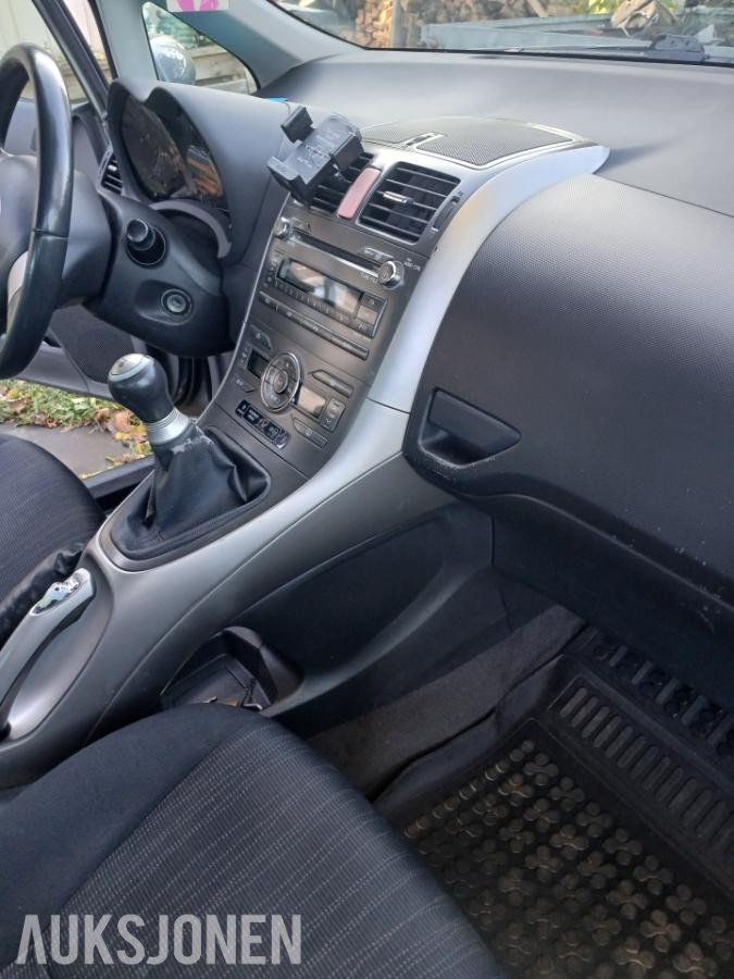 2008 Toyota Auris 1.4 Bensin 97HK manuell