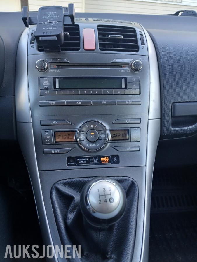 2008 Toyota Auris 1.4 Bensin 97HK manuell