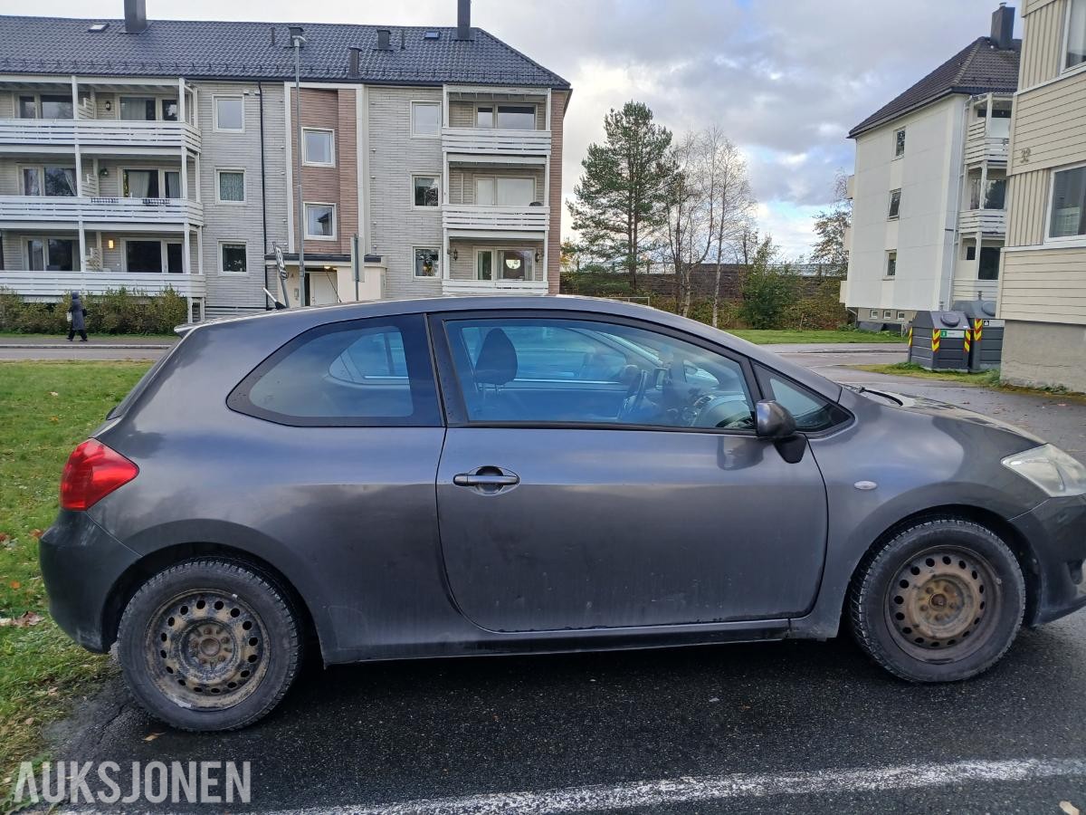 2008 Toyota Auris 1.4 Bensin 97HK manuell