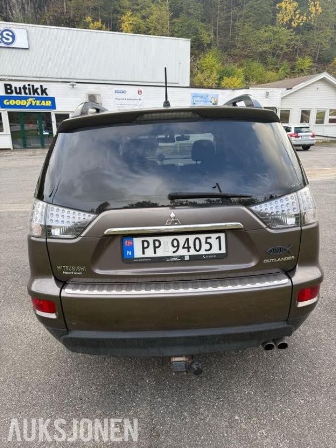 2011 Mitsubishi Outlander 2.3 140hk 4WD Cruisekontroll, Ryggekamera, S+V dekk