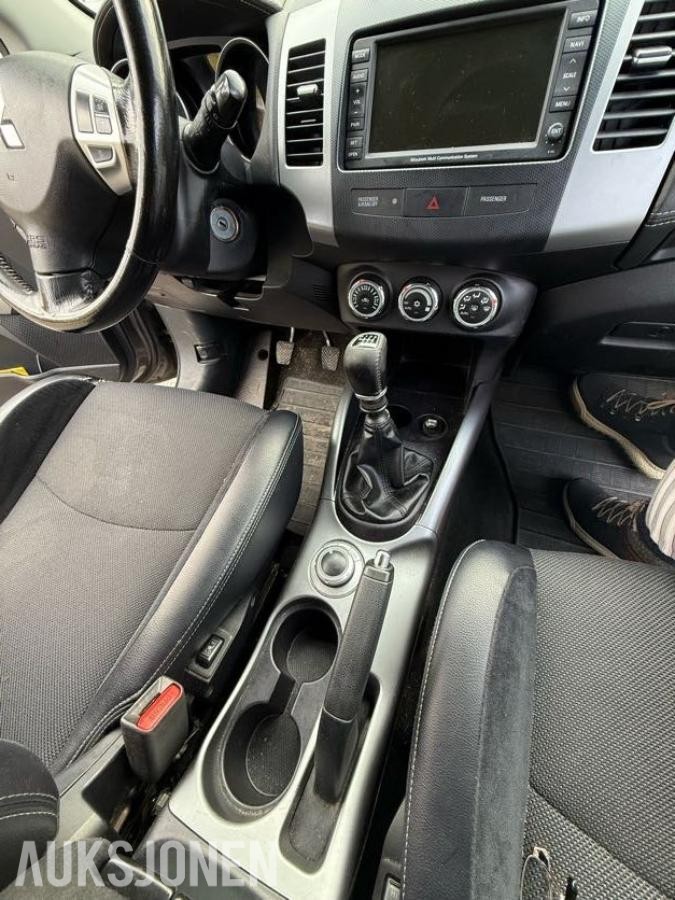 2011 Mitsubishi Outlander 2.3 140hk 4WD Cruisekontroll, Ryggekamera, S+V dekk