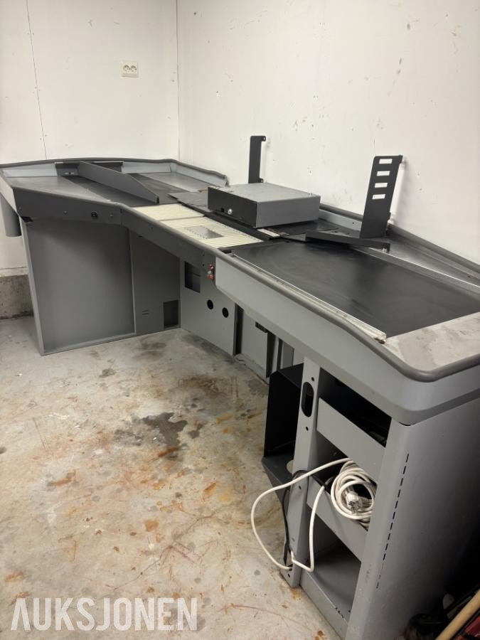 2015 Itab F3000 RC Butikkasse og handlevogner F3000