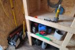 10 fots container med innhold selges