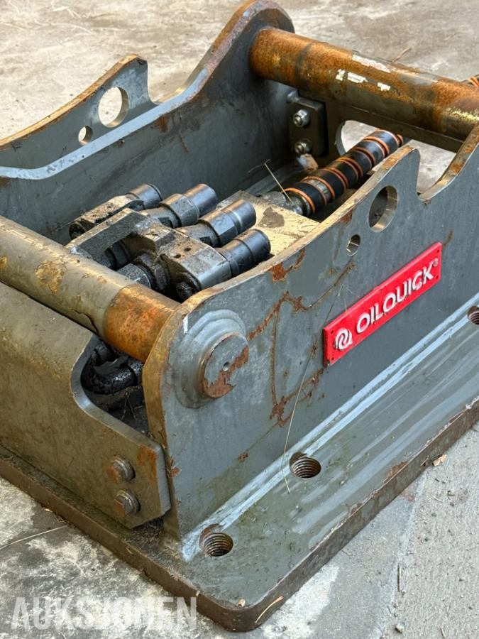 2022 OilQuick OQ60-4R redskapsadapter / Hurtingfeste S60