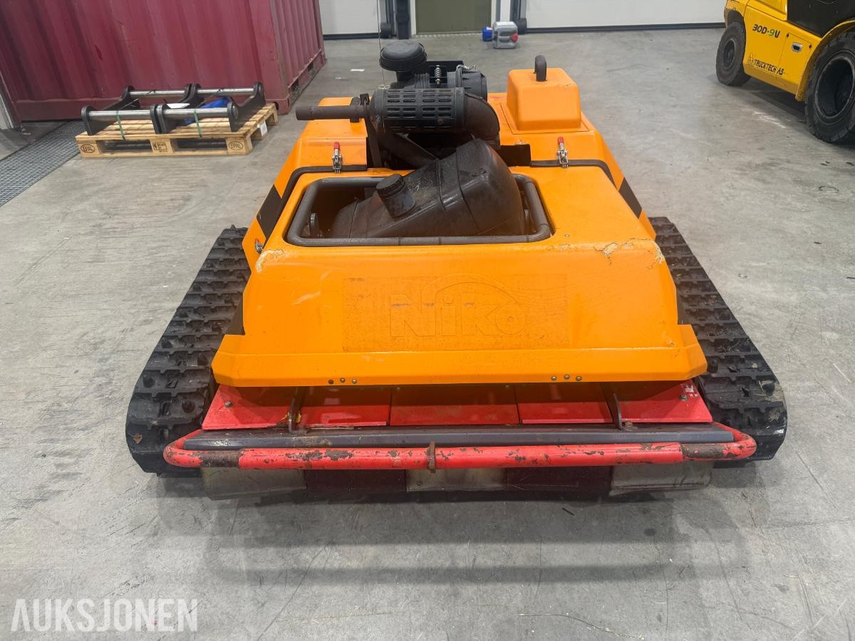 2009 Niko Robo Flail fjernstyrt beltegående beitepusser