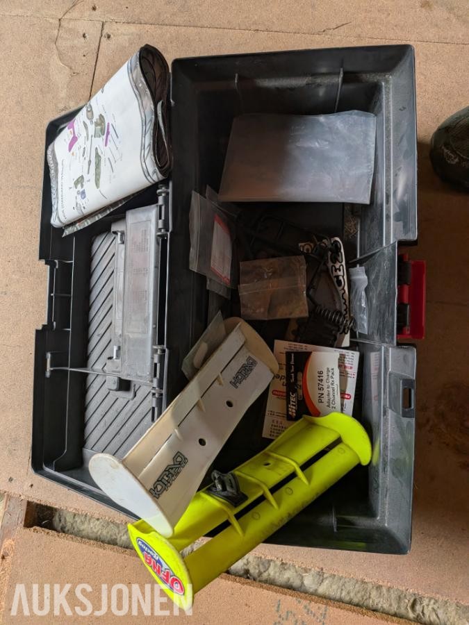 Stor RC Nitro-samling 4 biler, Startkasse, Ladere, Deler, etc.