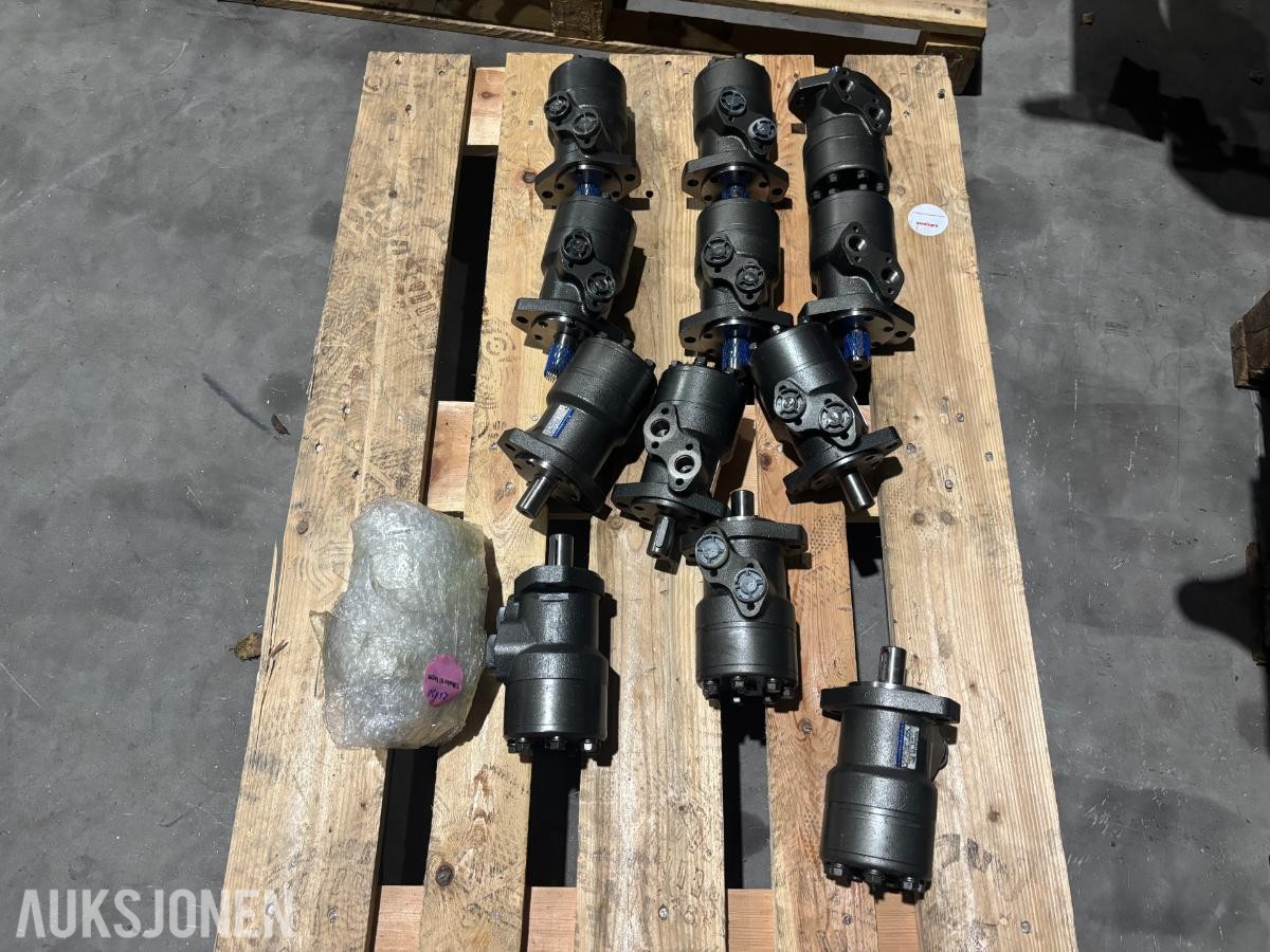 Parti med 11 stk. BM RMR200 hydraulikkmotorer/orbitalmotorer