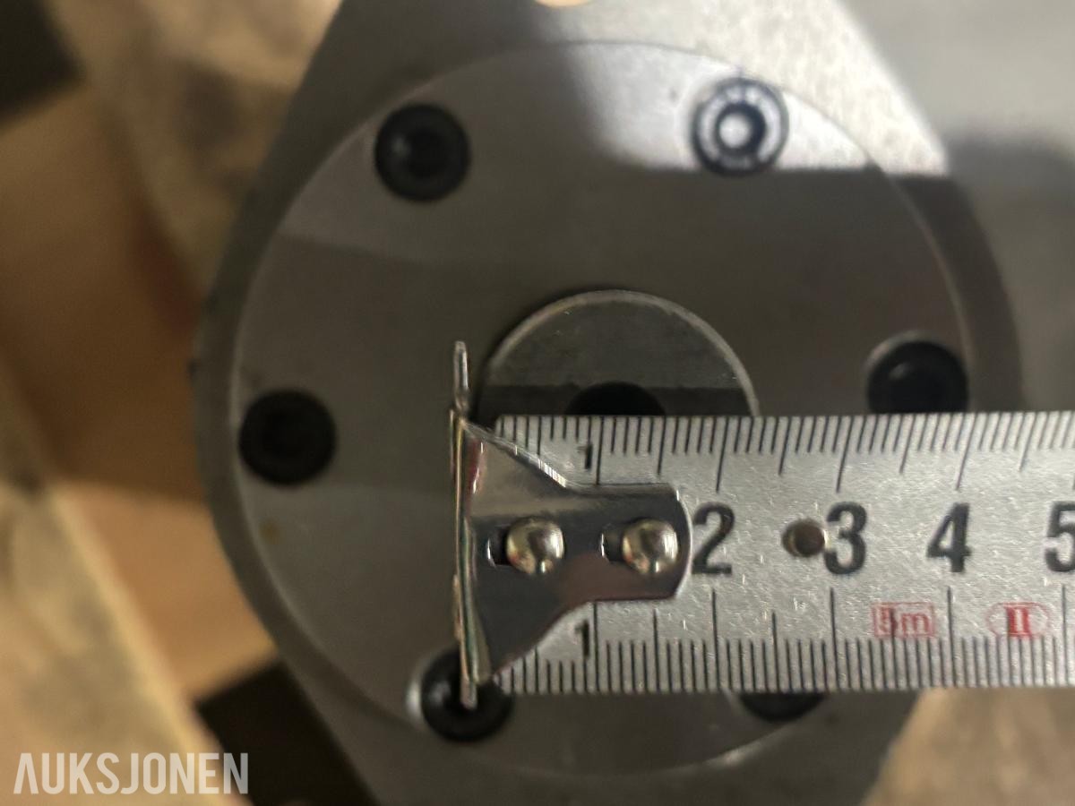 Parti med 11 stk. BM RMR200 hydraulikkmotorer/orbitalmotorer