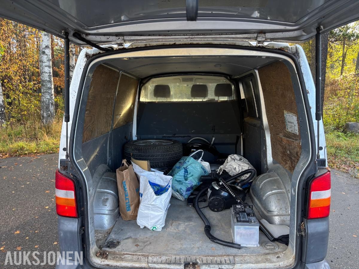 2008 Volkswagen Transporter 1.9 Diesel 102hk Ryggekamera Hengerfeste
