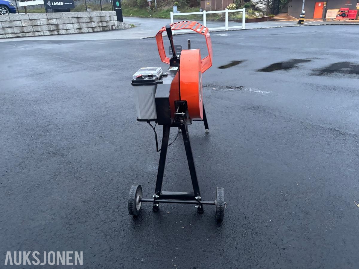 2024 OSP ELS500 elektrisk vedkløyver 7 tonn, 2 batterier og lader
