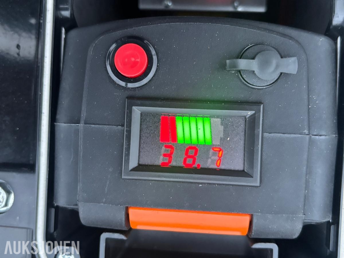 2024 OSP ELS500 elektrisk vedkløyver 7 tonn, 2 batterier og lader