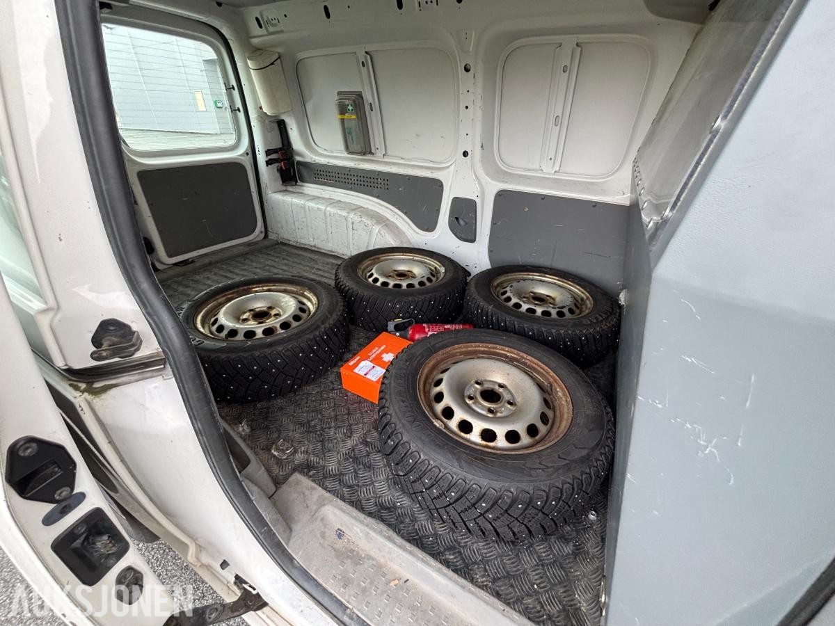 2009 VOLKSWAGEN CADDY MAXI 1.9-105 D, 162190km - Repobjekt