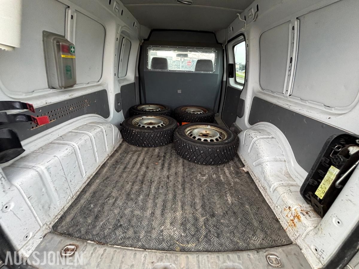 2009 VOLKSWAGEN CADDY MAXI 1.9-105 D, 162190km - Repobjekt
