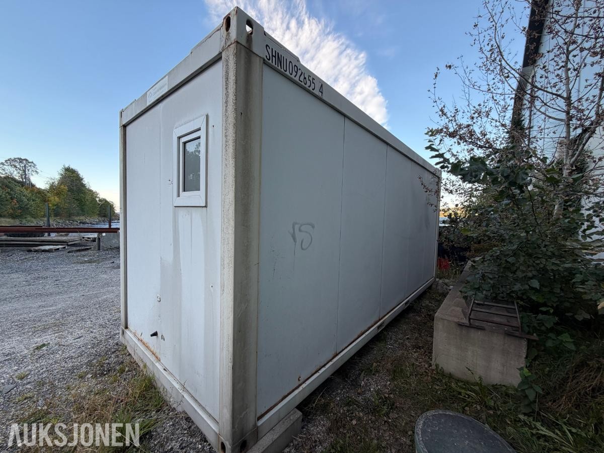 Sanitærcontainer m/ toaletter og dusj