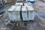 Parti med  betongelementer med vannrenne
