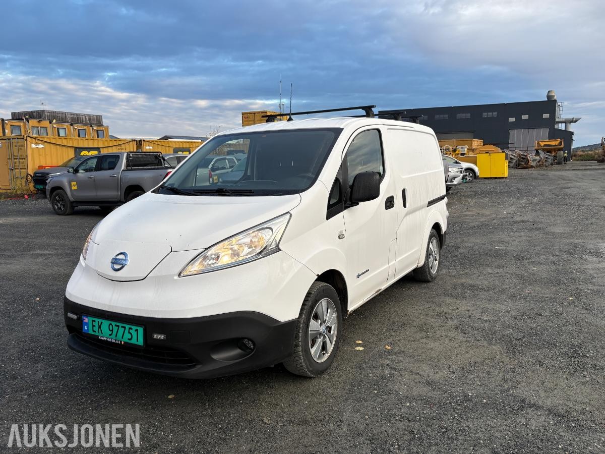 2018 Nissan e-NV200 40KW KAMERA VARMER SKYVEDØRER CRUISE OPPVARMET RATT 