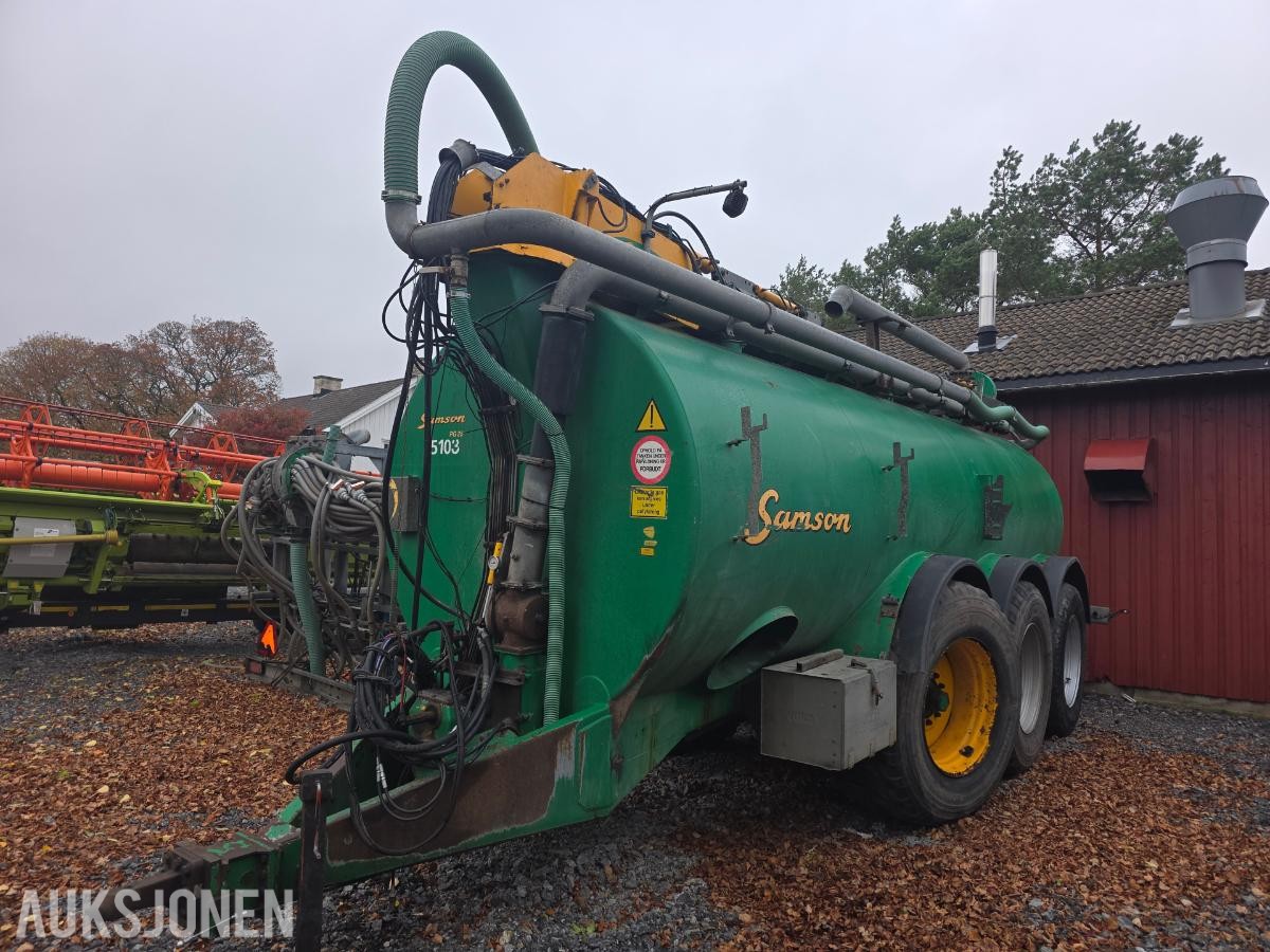 2002 Samson PG25 gjødselvogn 25 m³, 8" fyllekran