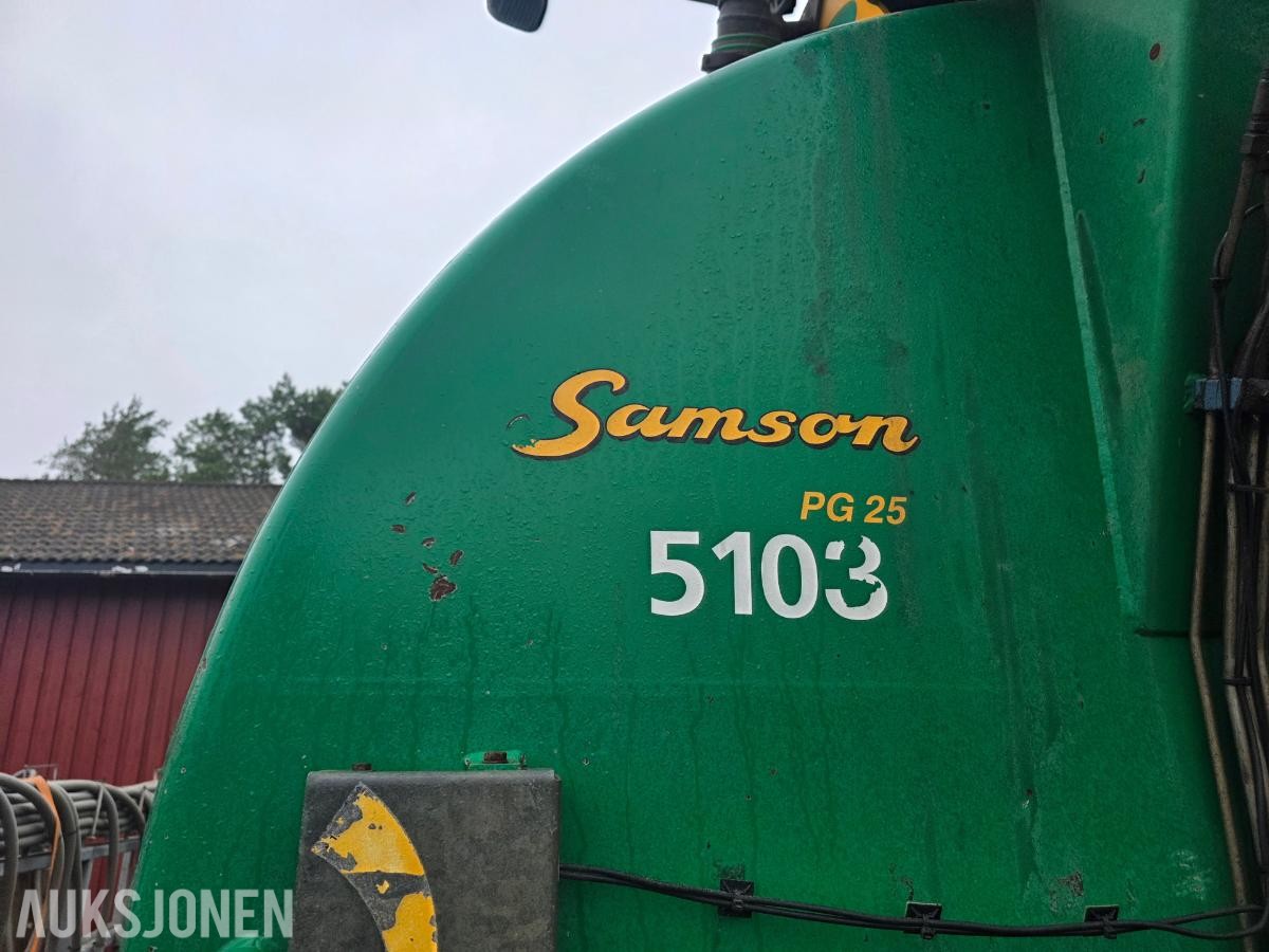 2002 Samson PG25 gjødselvogn 25 m³, 8" fyllekran