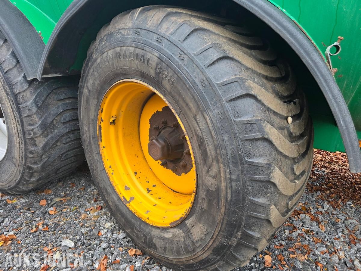 2002 Samson PG25 gjødselvogn 25 m³, 8" fyllekran