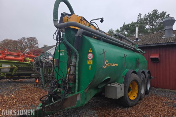 2002 Samson PG25 gjødselvogn 25 m³, 8" fyllekran