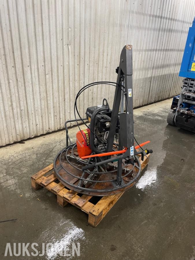 2019 Husqvarna BG375 betongglatter / helikopter