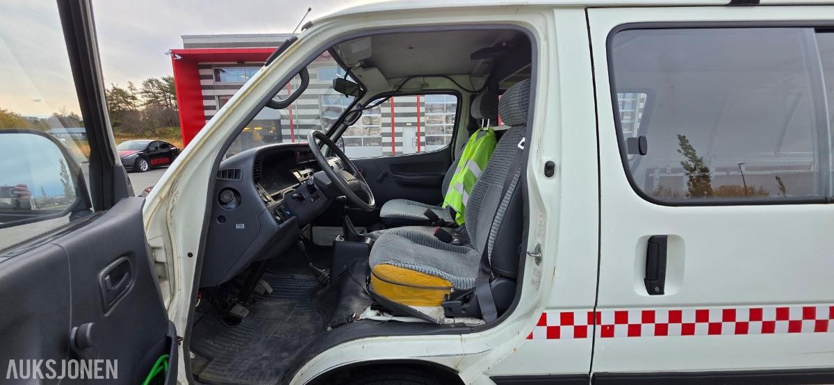 1992 Toyota HiAce, TOYOTA HI ACE DIESEL 4WDLH118L - 39139 Km.