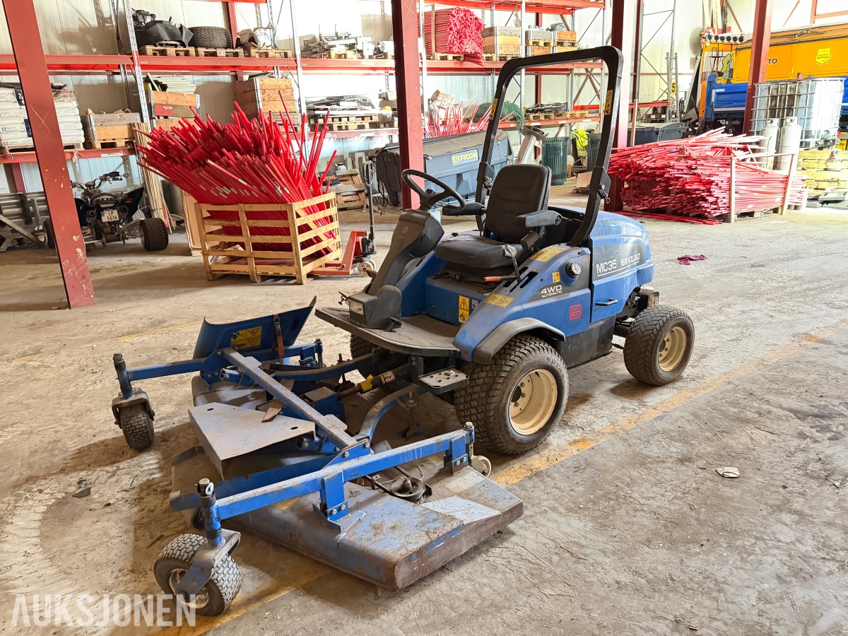 New Holland MC 35 4WD gressklipper