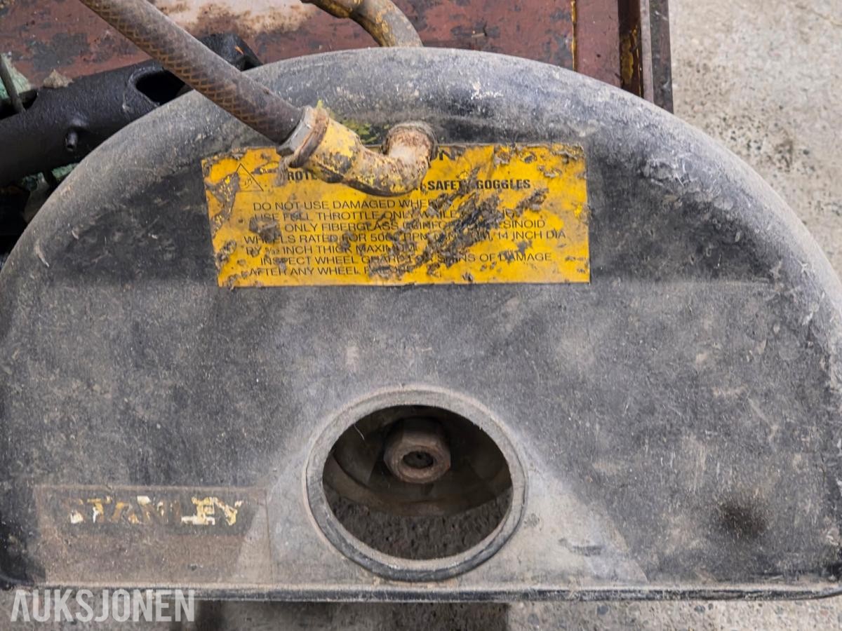 Hydraulisk gulvsag / asfaltsag med vanntank