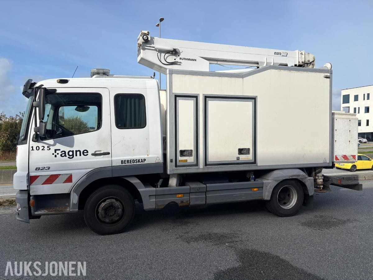 2006 Mercedes-Benz 823/33AT Atego liftbil med Ruthmann Steiger TK145
