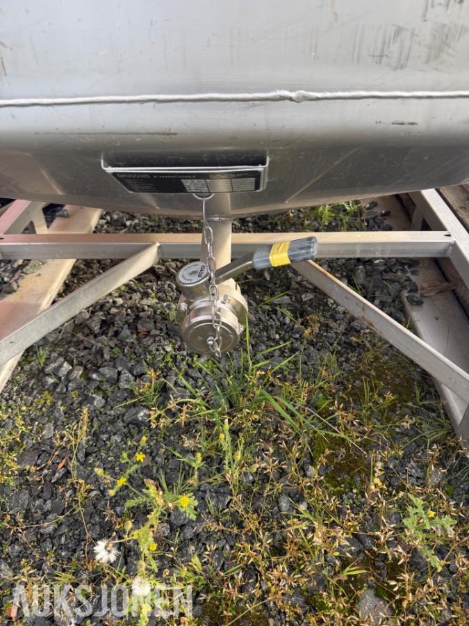 1990 Rustfri tank FINNCONT - 1300L