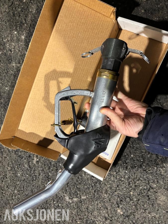 Omtappingsats for drivstoff og væsker